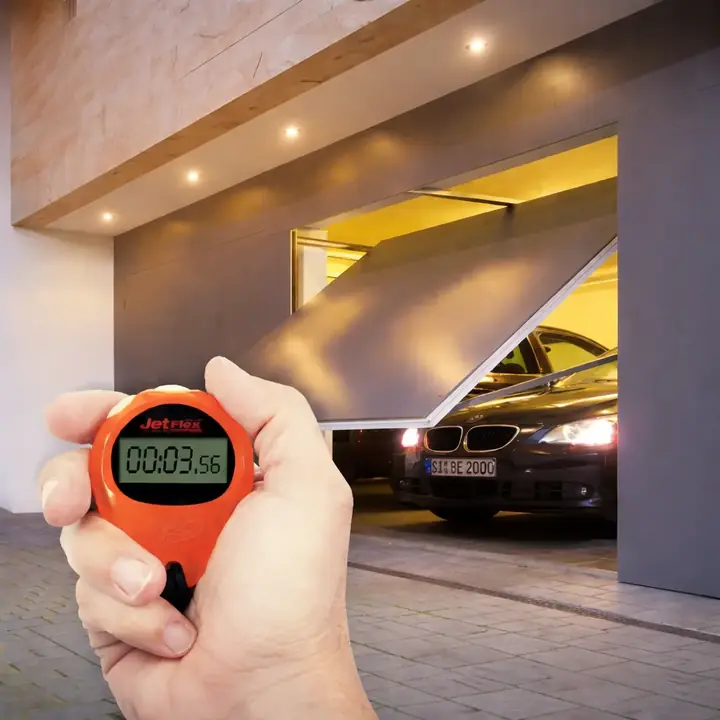 Cronômetro medindo o tempo de abertura de um portão de garagem